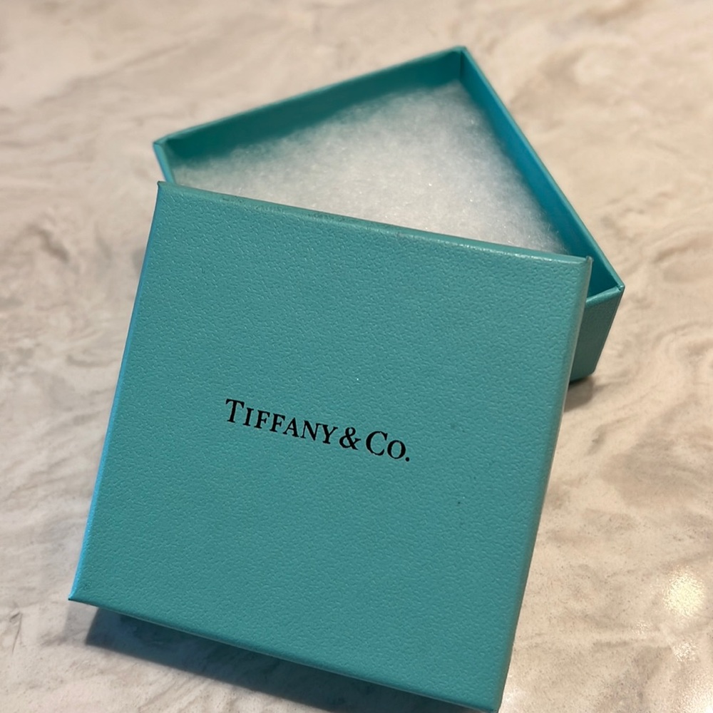 Tiffany & Co. Blue box